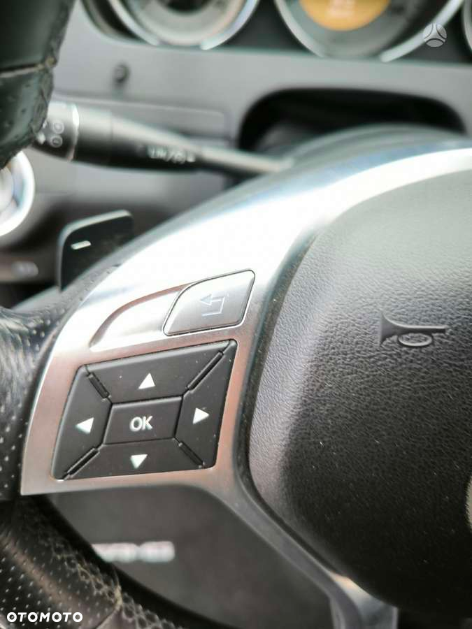 Mercedes-Benz Klasa C 180 Coupe BlueEFFICIENCY 7G-TRONIC Edition 1 - 14