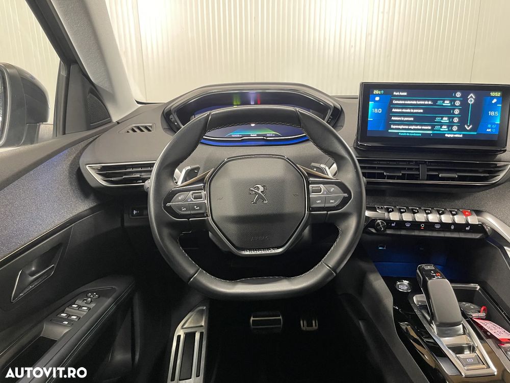 Peugeot 3008 Hybrid 225 e-EAT8 Roadtrip - 6