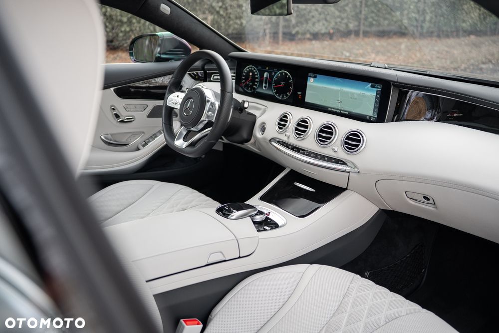 Mercedes-Benz Klasa S 560 4-Matic 9G-TRONIC - 24