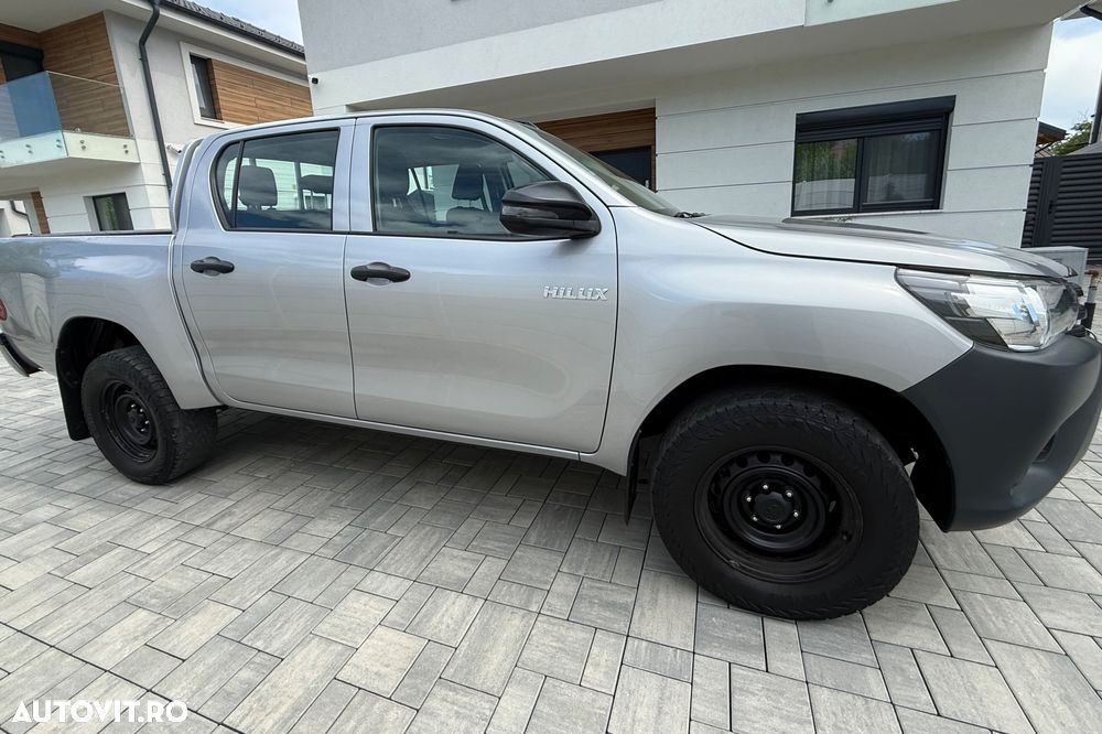 Toyota Hilux 2.4D 150CP 4x4 Double Cab 6MT Comfort - 4