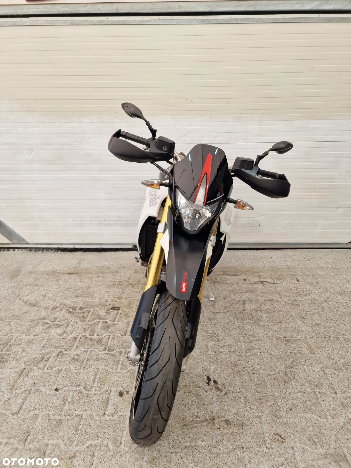 Aprilia Dorsoduro - 7