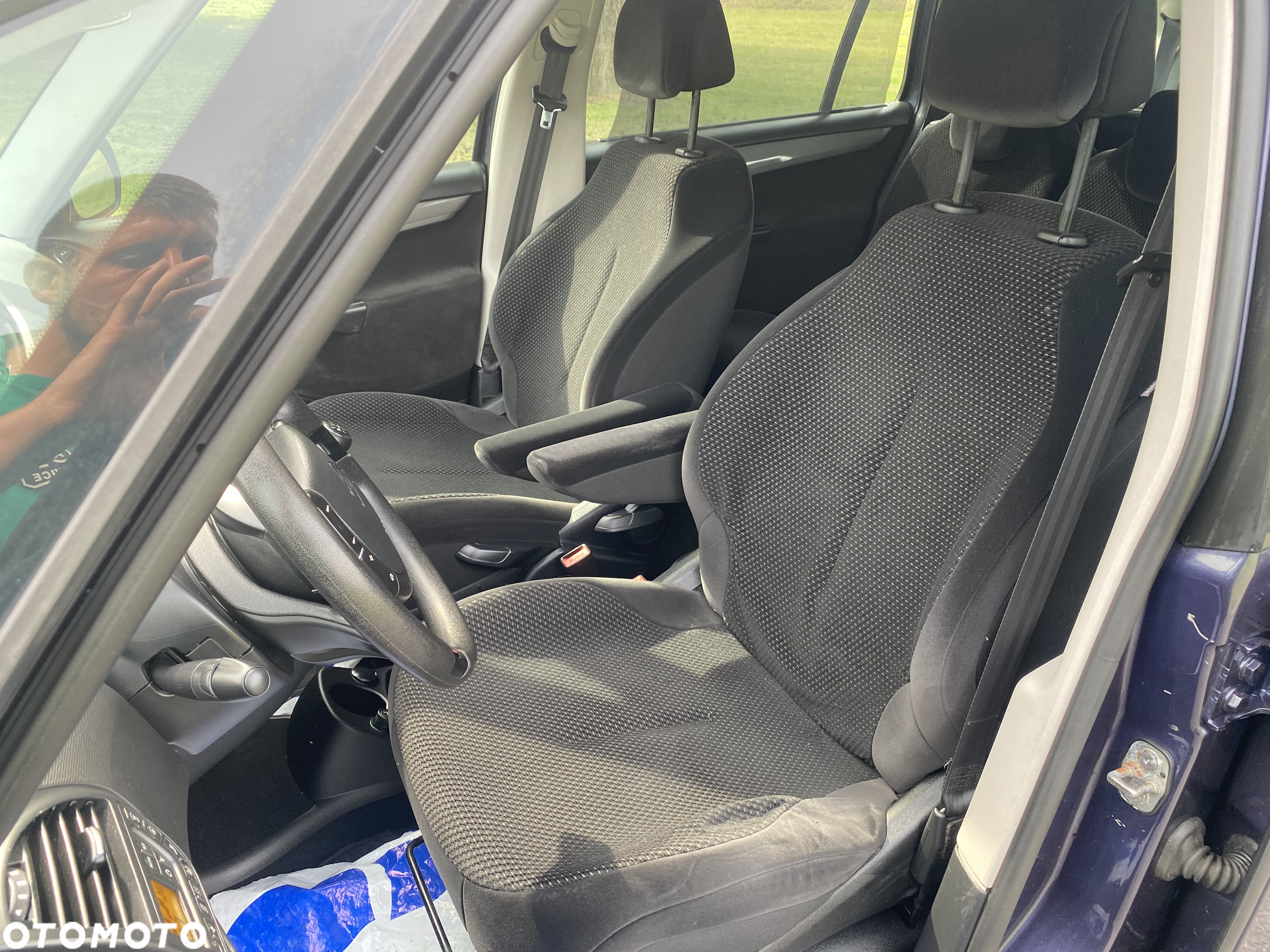 Citroën C4 Grand Picasso 1.8 16V Confort - 6
