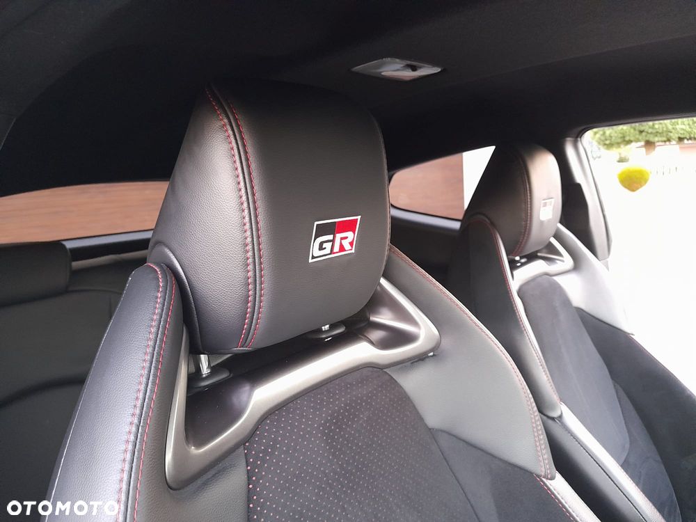 Toyota GR Yaris 1.6 Dynamic - 24