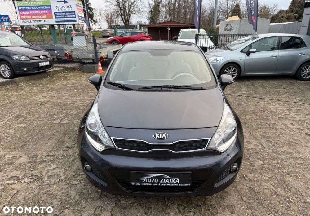 Kia Rio - 2