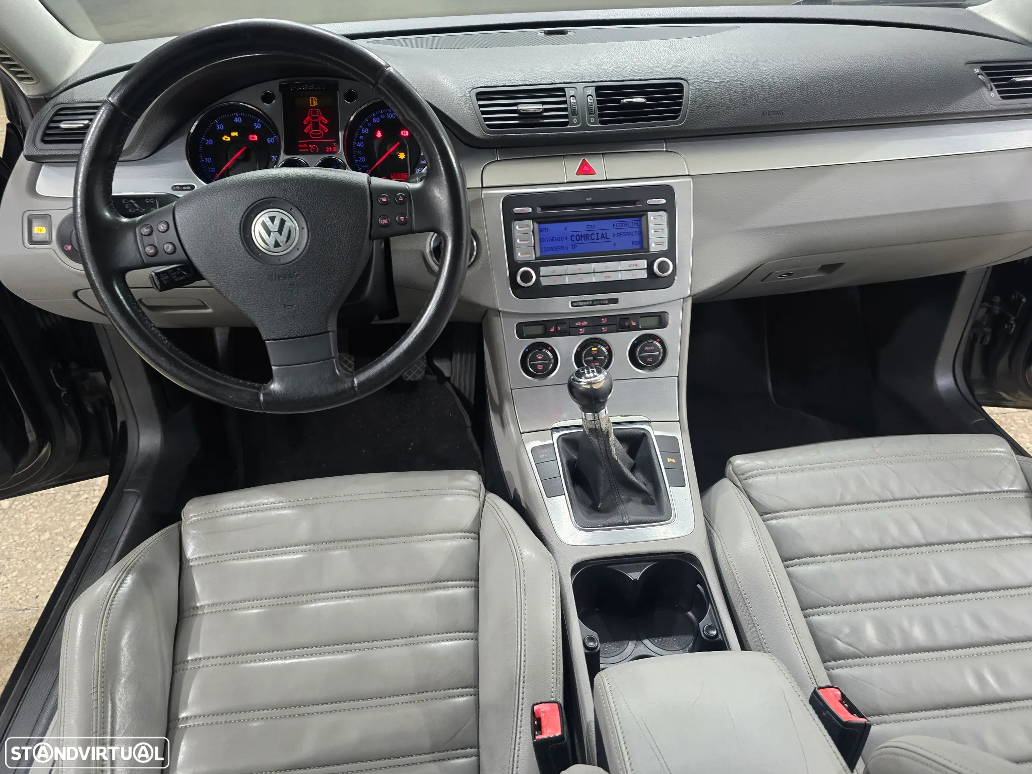VW Passat Variant 1.8 TSI Highline - 10