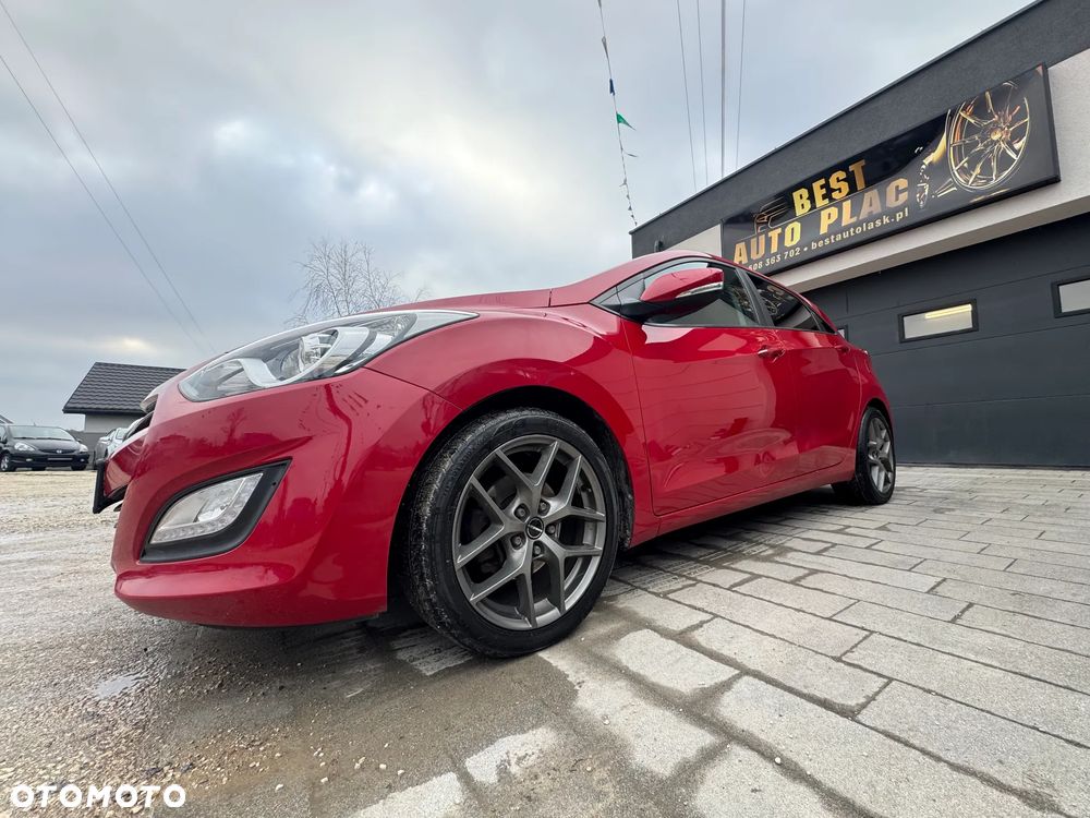 Hyundai i30 1.4 Comfort World Cup - 1