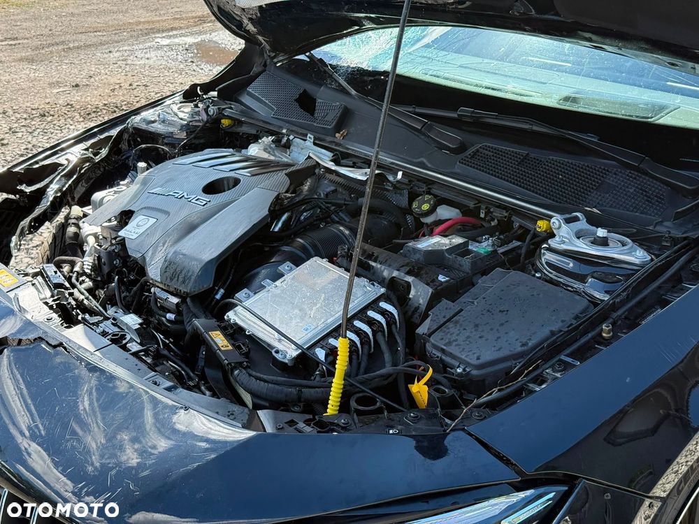 Mercedes-Benz CLA AMG 45 S 4Matic+ AMG Speedshift 8G-DCT - 9
