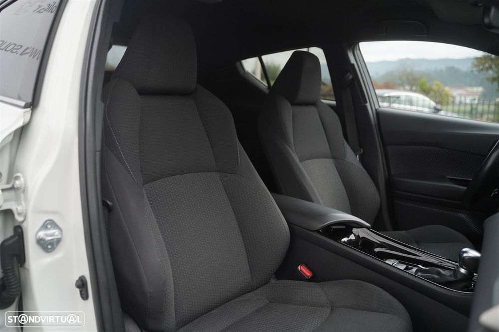 Toyota C-HR 1.8 Hybrid Comfort - 28