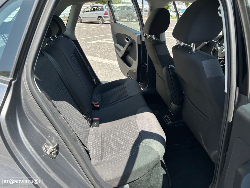 VW Polo 1.0 Confortline - 32