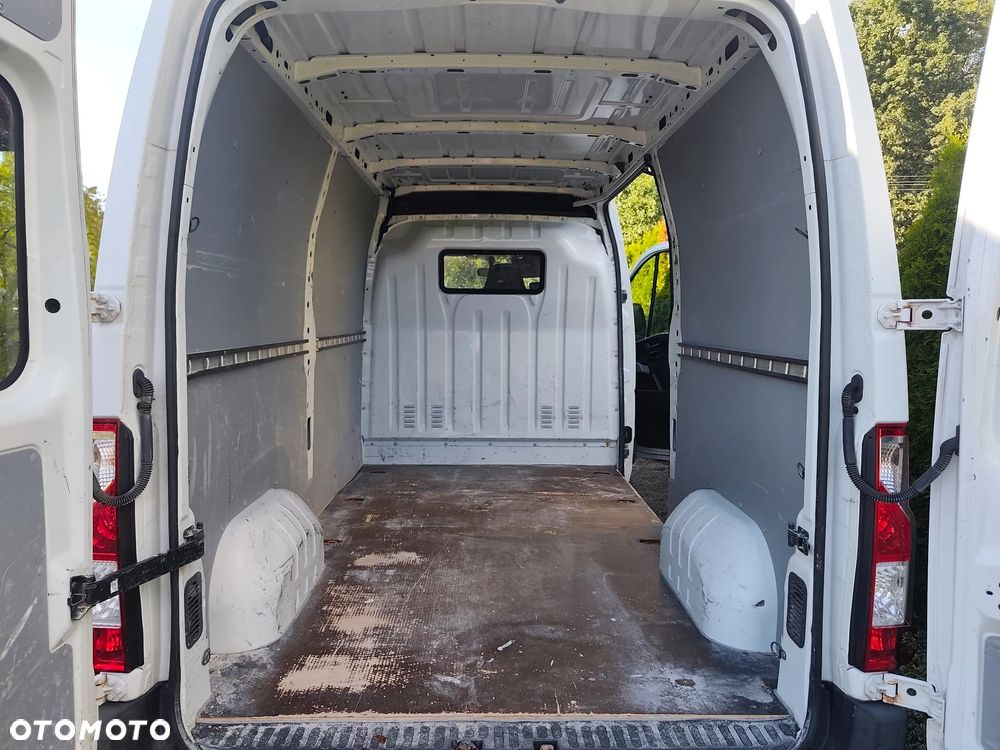 Opel Movano - 16