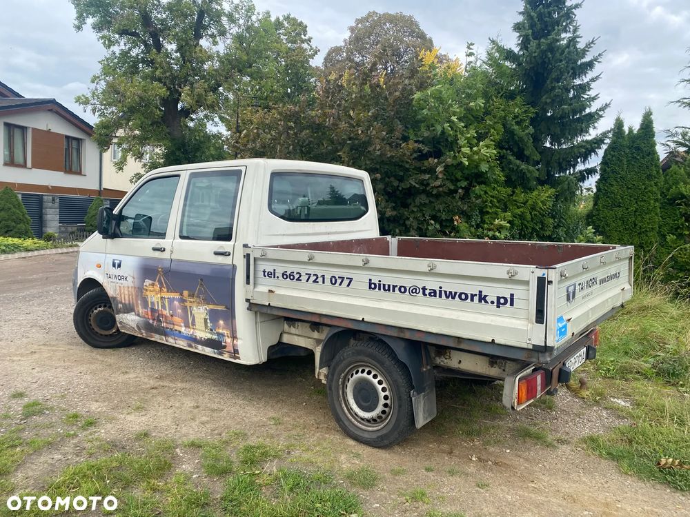 Volkswagen Transporter - 2
