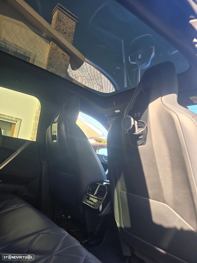 BMW iX xDrive 40 Pack Desportivo - 13