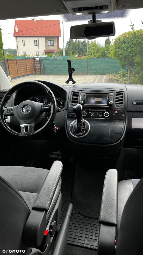 Volkswagen Multivan - 3