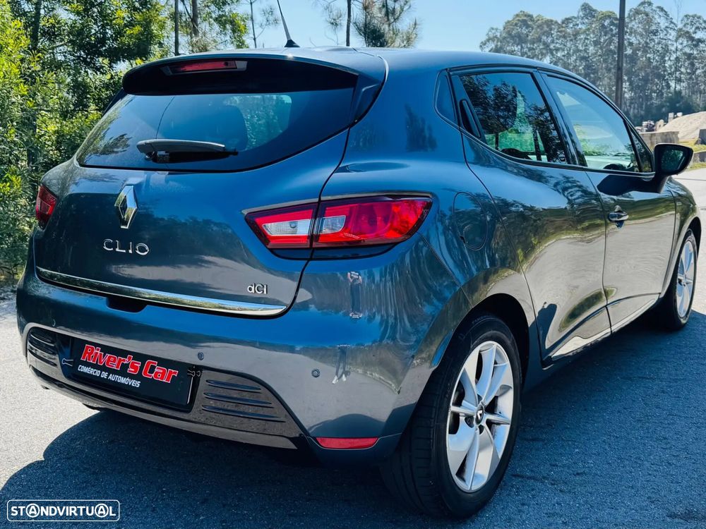 Renault Clio 1.5 Blue dCi Limited - 11