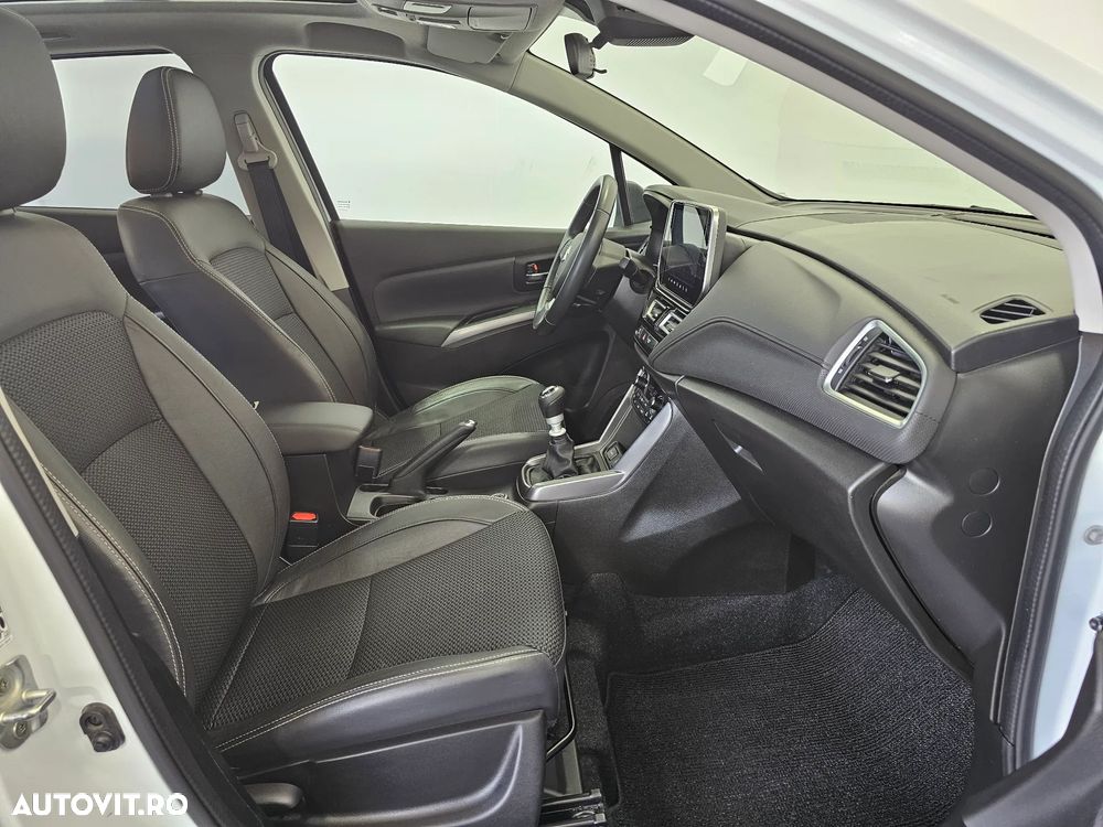 Suzuki S-Cross 1.4 Boosterjet AllGrip MHEV Luxus - 30