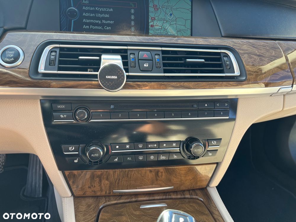BMW Seria 7 740d - 15