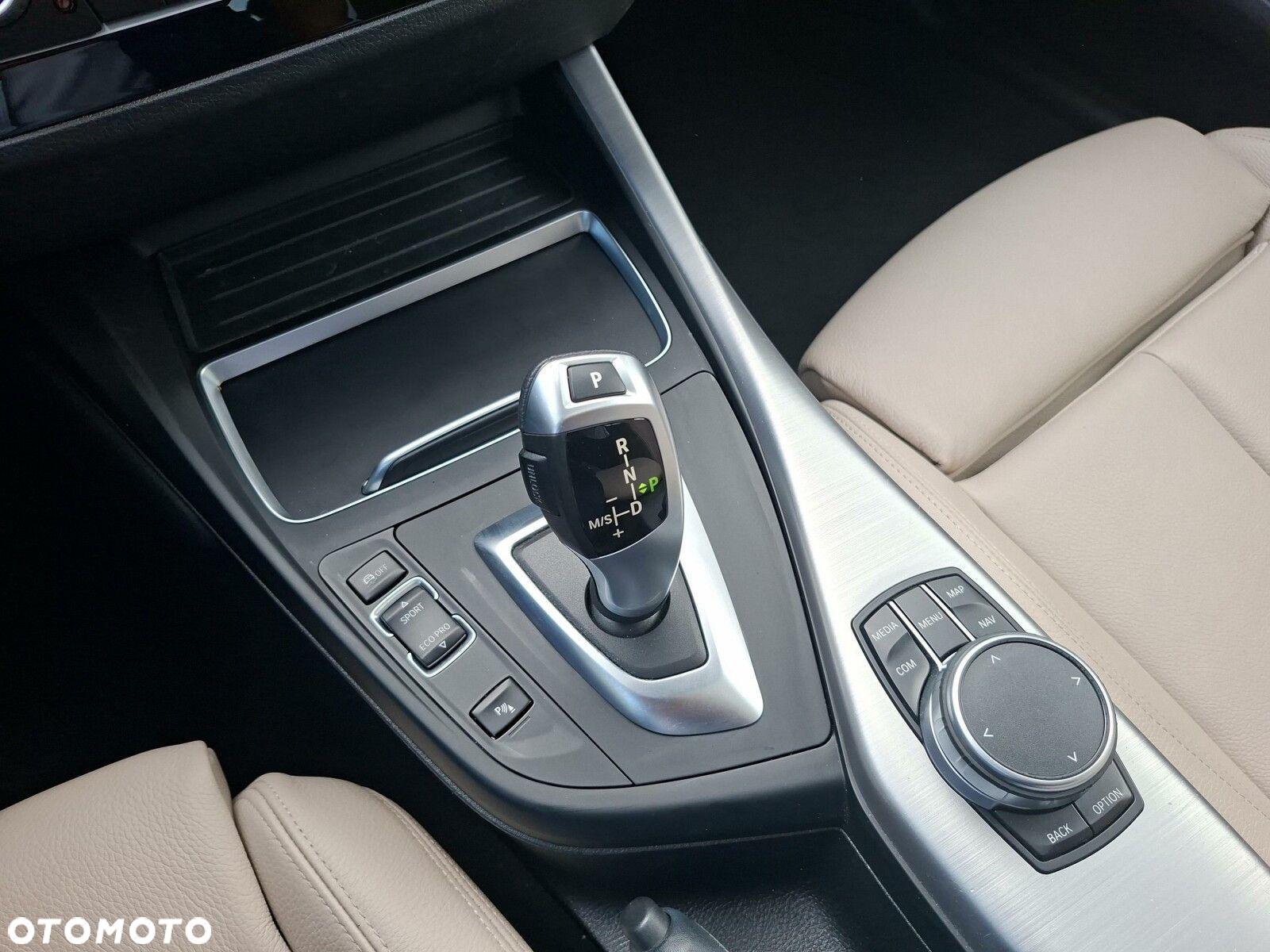 BMW Seria 1 - 20