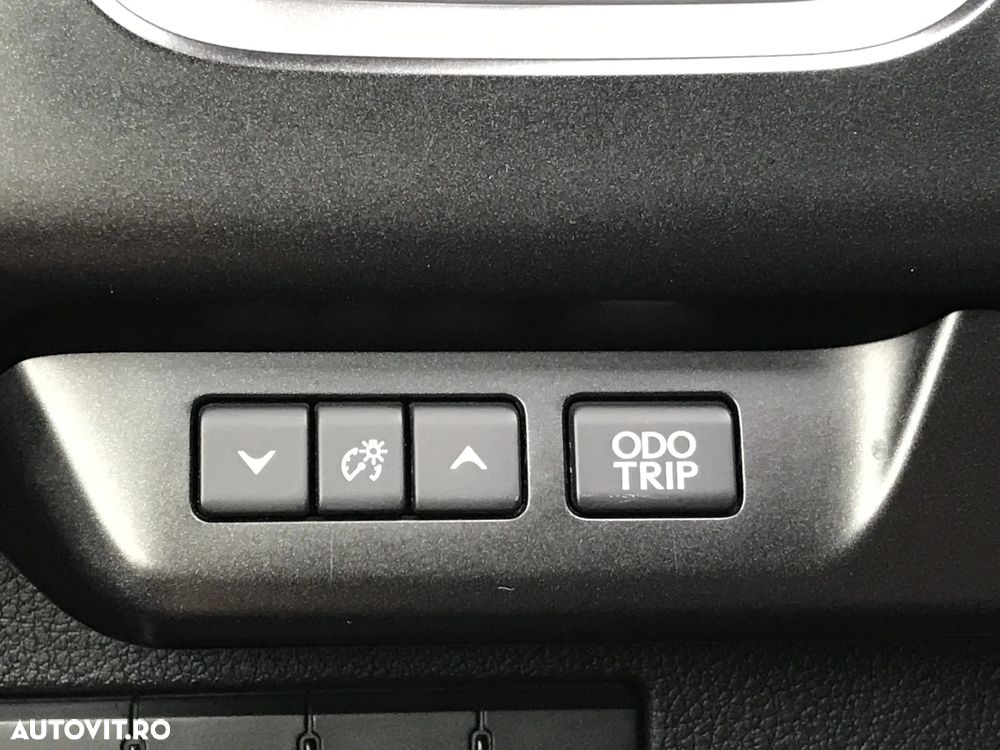 Lexus UX 250h (E-FOUR) Business Edition - 27