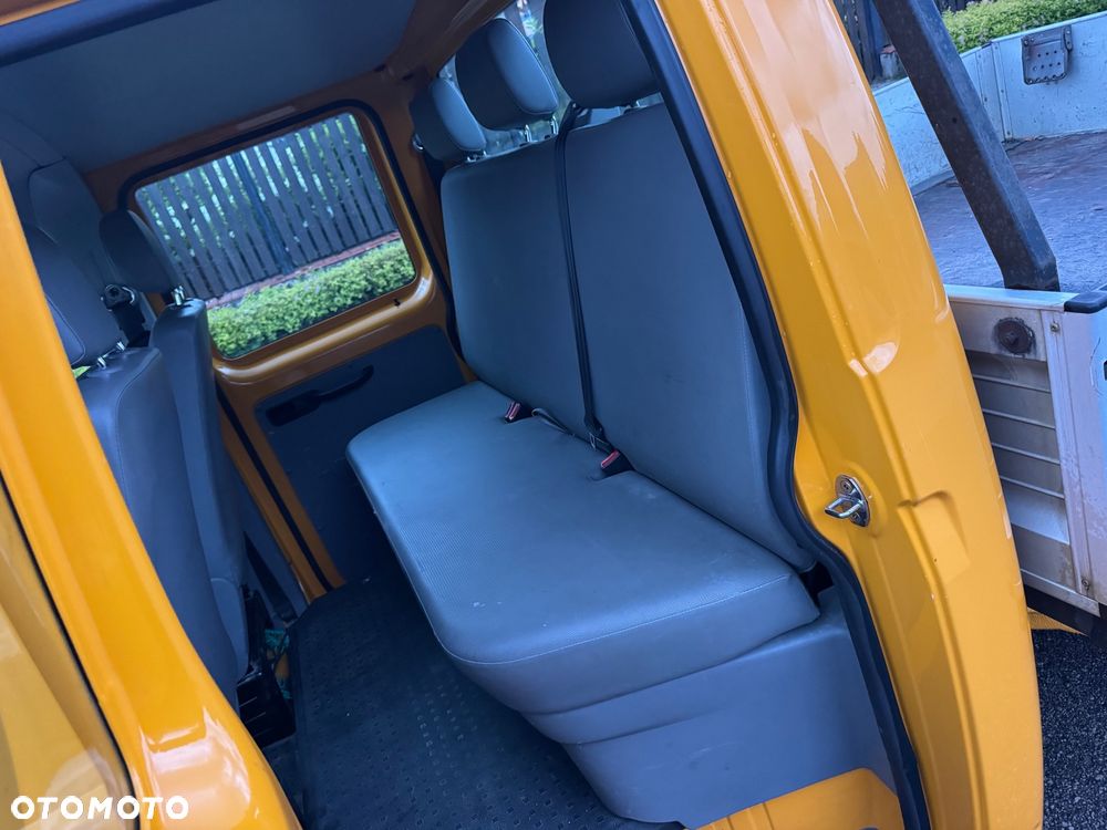 Volkswagen Transporter - 5