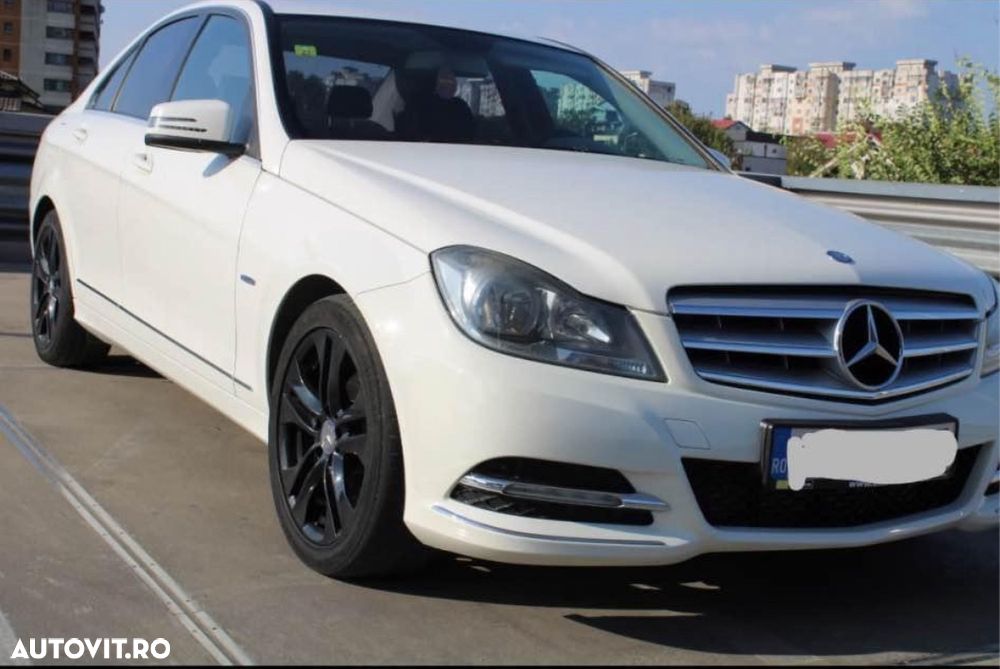 Mercedes-Benz C - 7