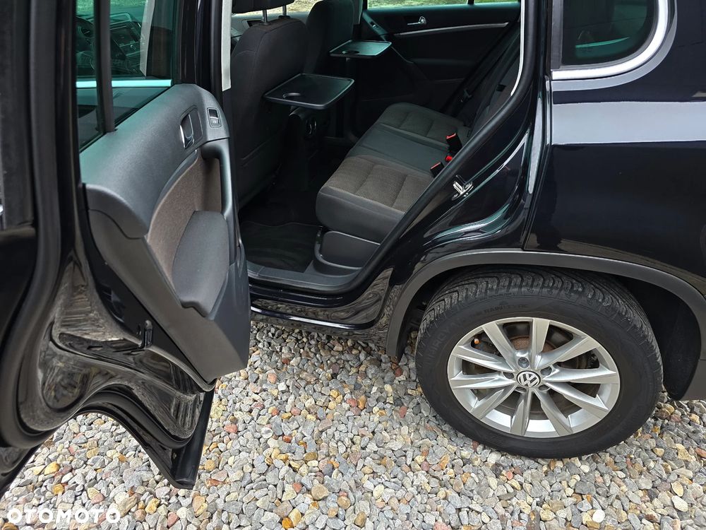 Volkswagen Tiguan 2.0 TDI DPF BlueMotion Technology Lounge Sport & Style - 3