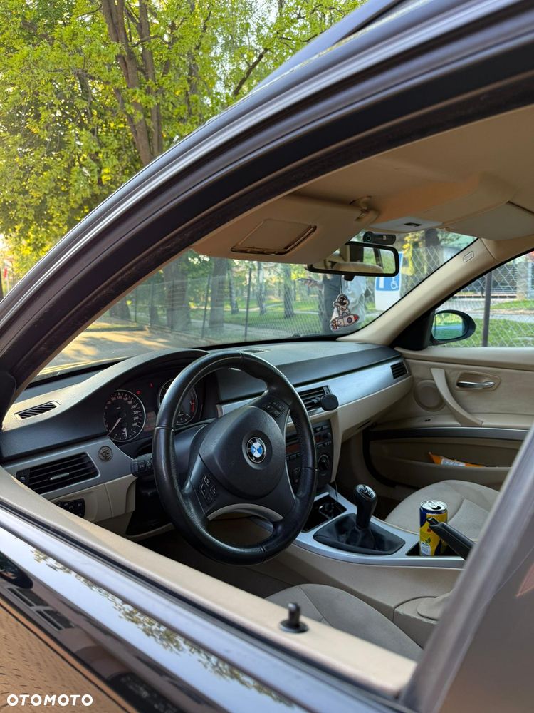 BMW Seria 3 - 13