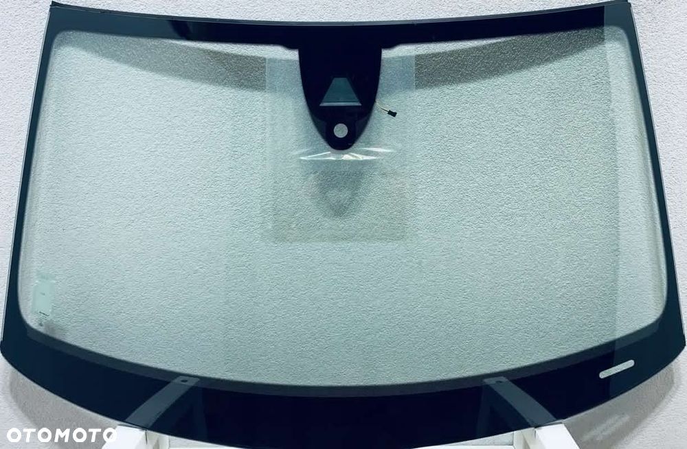 Szyba czołowa AUDI A6 C7 2012-2018 AKU+KAM+SEN