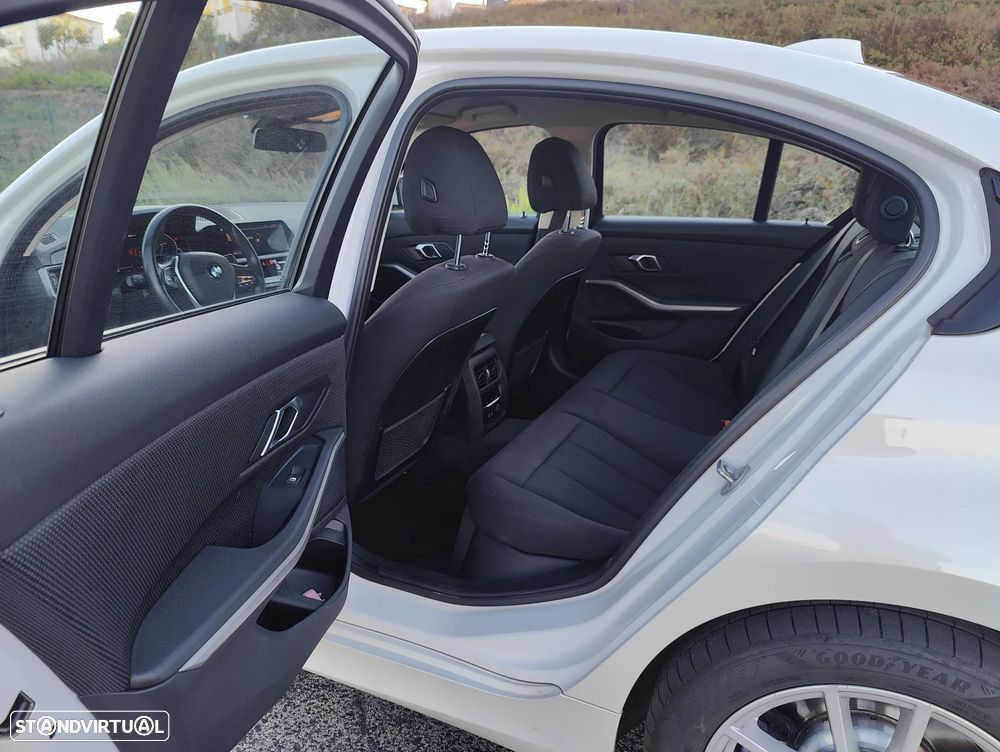 BMW 330 e Corporate Edition Auto - 15