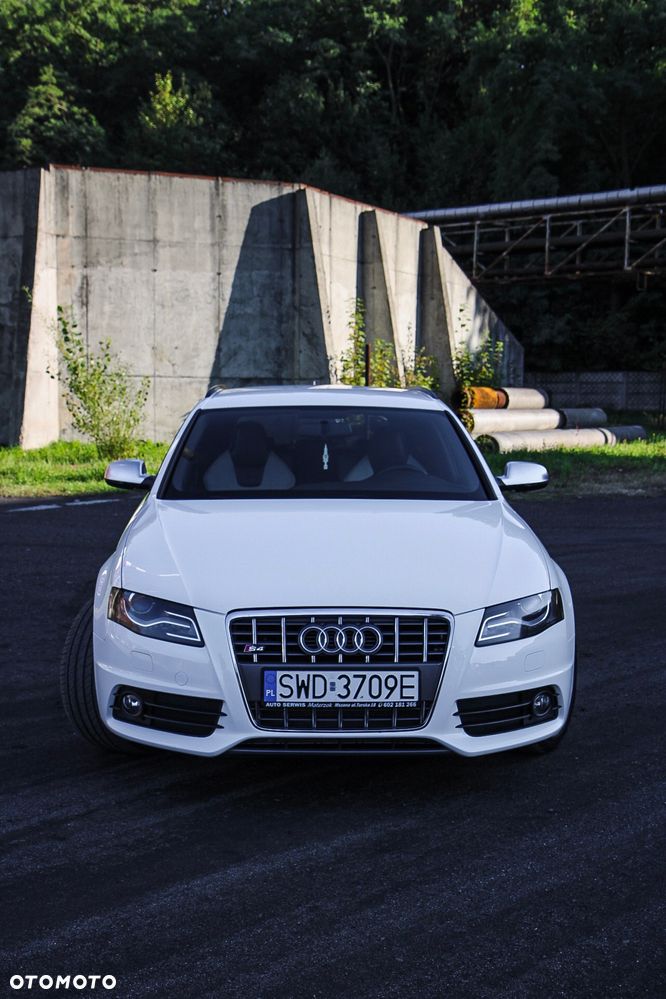 Audi S4 Avant - 1