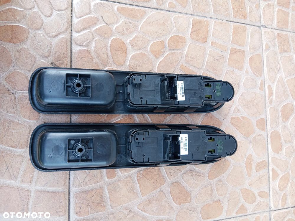 PEUGEOT 207 CC panel przełącznik szyby - 2