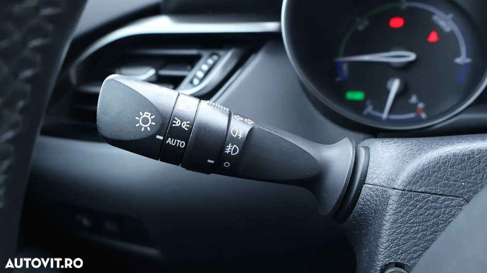 Toyota C-HR Business-Edition - 17