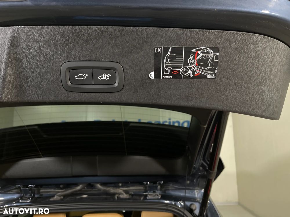 Volvo XC 40 Recharge T5 Twin Engine AT7 Inscription - 26