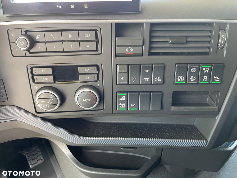 Volvo FH - 28