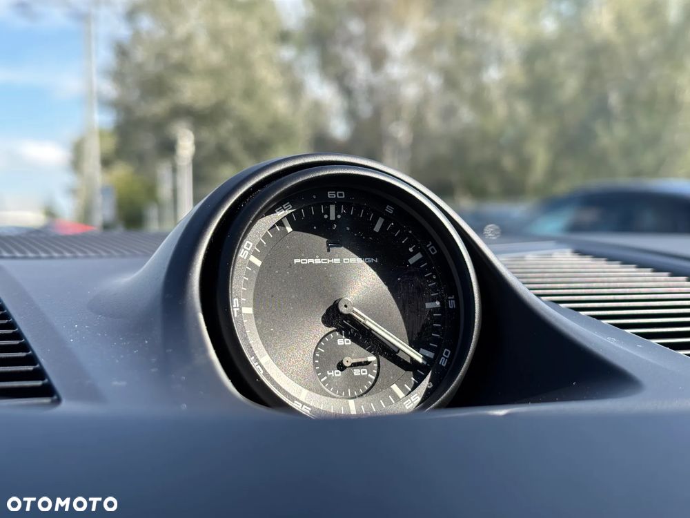 Porsche Cayenne Turbo E-Hybrid PHEV - 33