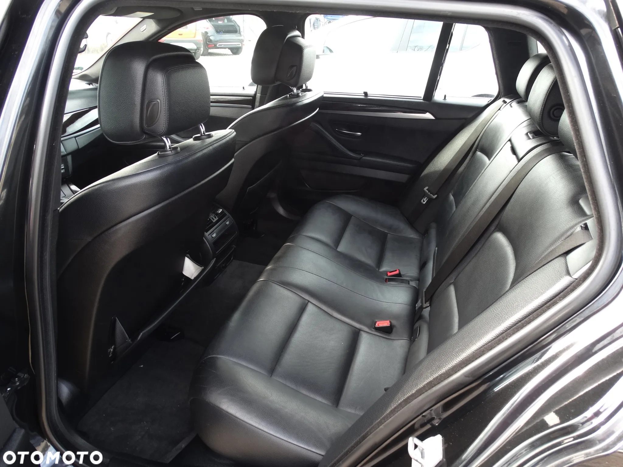 BMW Seria 5 - 16