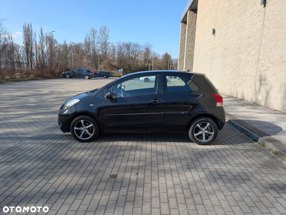 Toyota Yaris 1.33 Luna - 9
