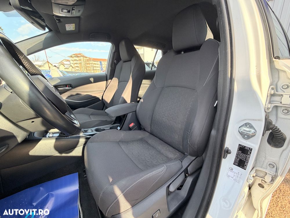 Toyota Corolla 1.8 HSD Dynamic - 27