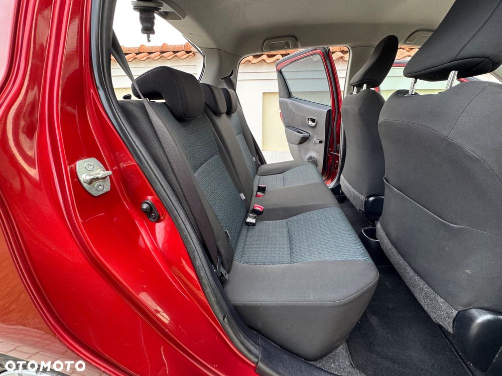 Toyota Yaris - 25
