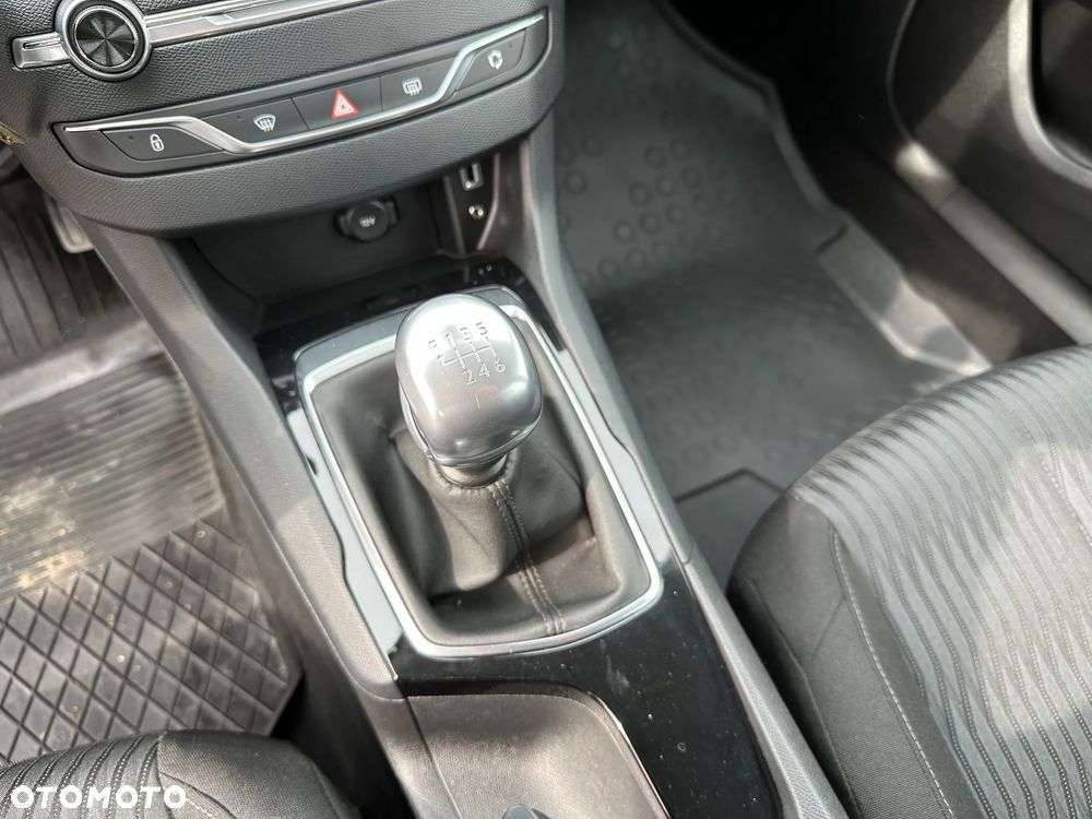 Peugeot 308 - 15
