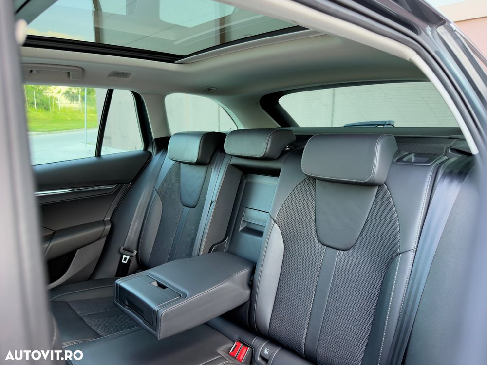 Skoda Octavia 2.0 TDI DSG Exclusive - 28