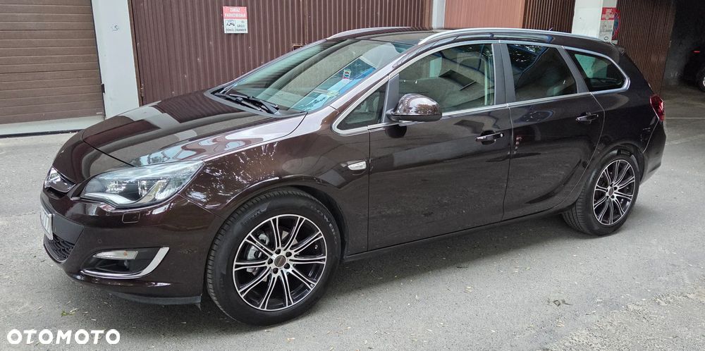 Opel Astra 1.4 T Cosmo - 1