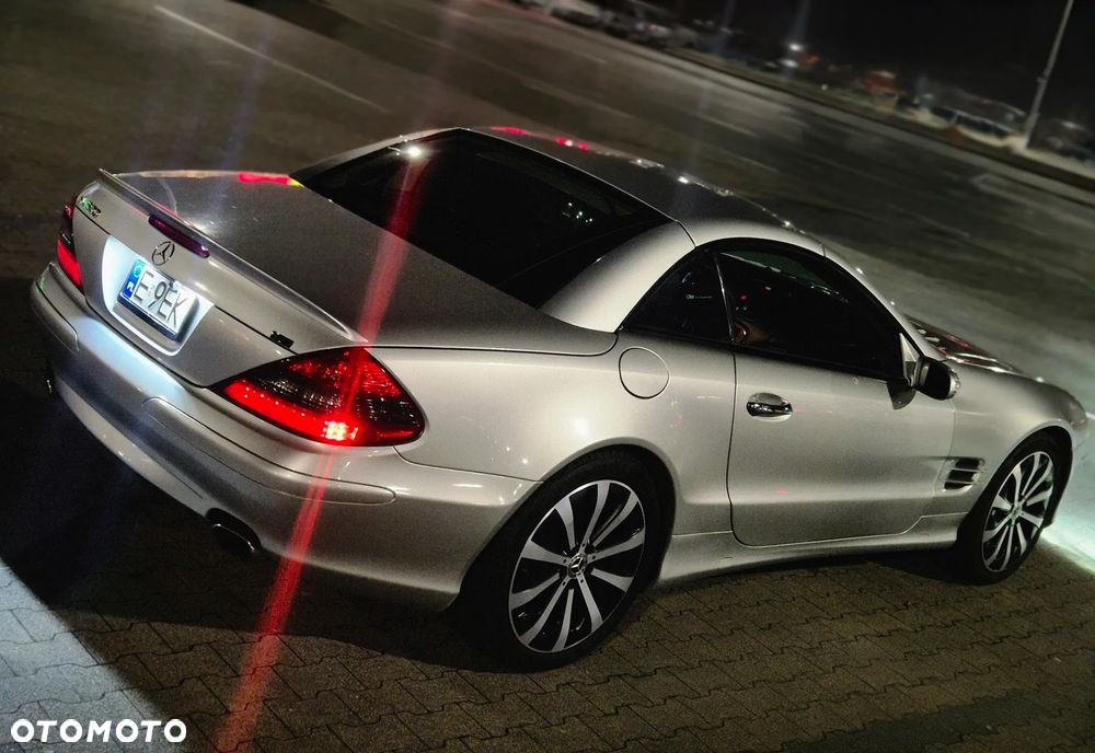 Mercedes-Benz SL - 18