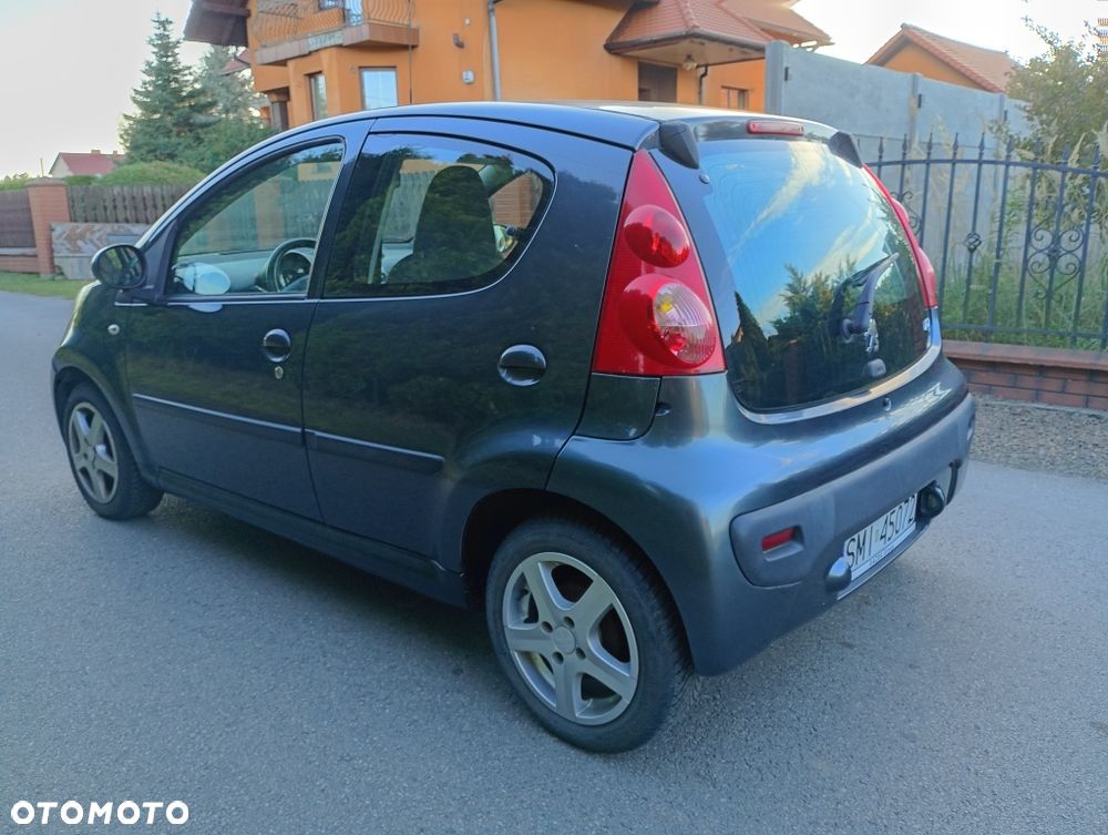 Peugeot 107 - 5