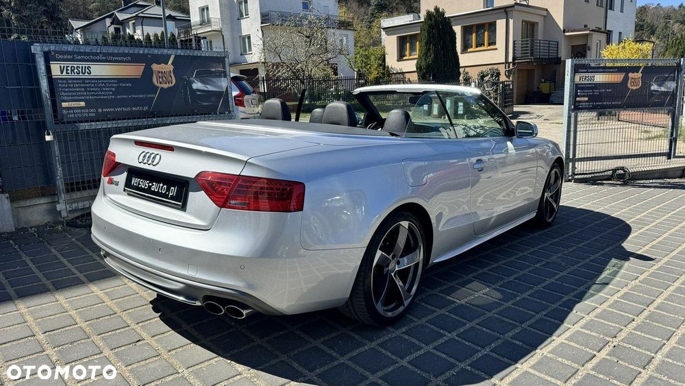 Audi S5 Cabrio - 5
