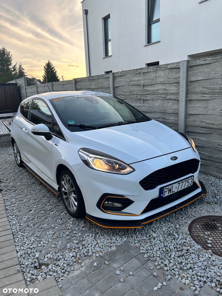 Ford Fiesta - 2