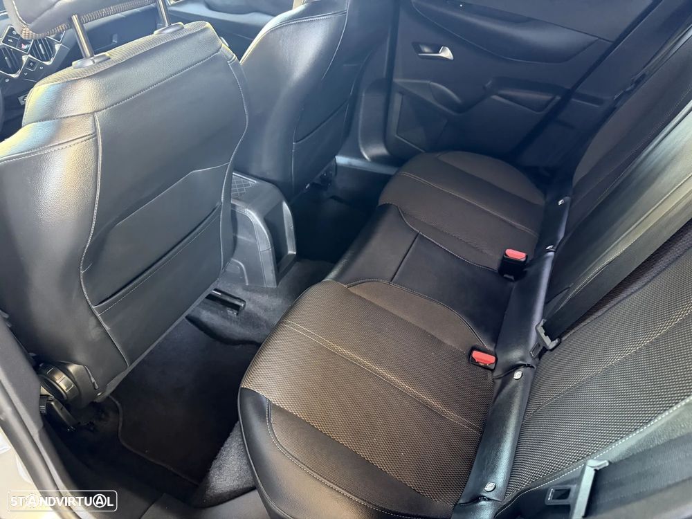 DS DS3 Crossback E-TENSE SO CHIC - 32