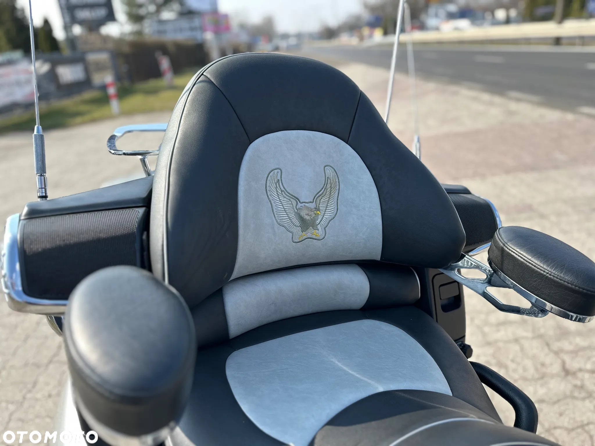 Honda GL - 16