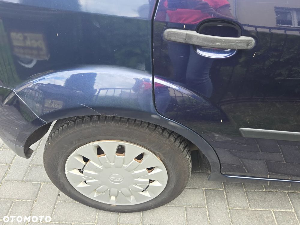 Ford Fiesta 1.3 - 8