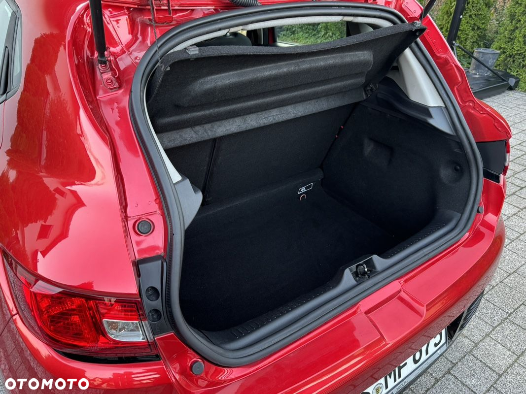 Renault Clio 1.2 16V 75 LIMITED - 30