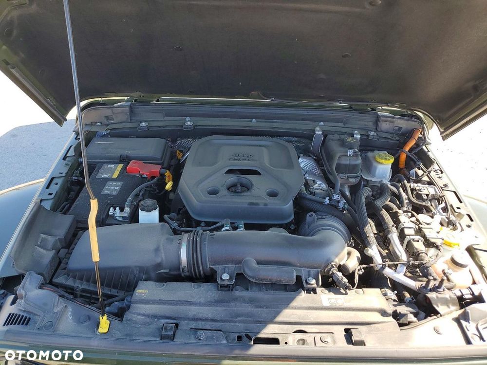 Jeep Wrangler Unlimited 2.0 Turbo PHEV 4xe Sahara - 12